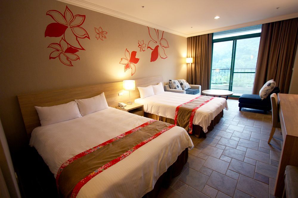 Uni-Resort Mawutu Guanxi Exteriör bild